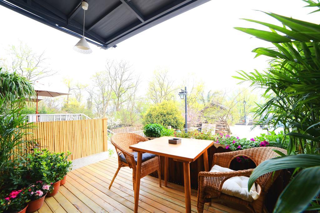 Hangzhou Puyu Travelling With Hotel Екстериор снимка