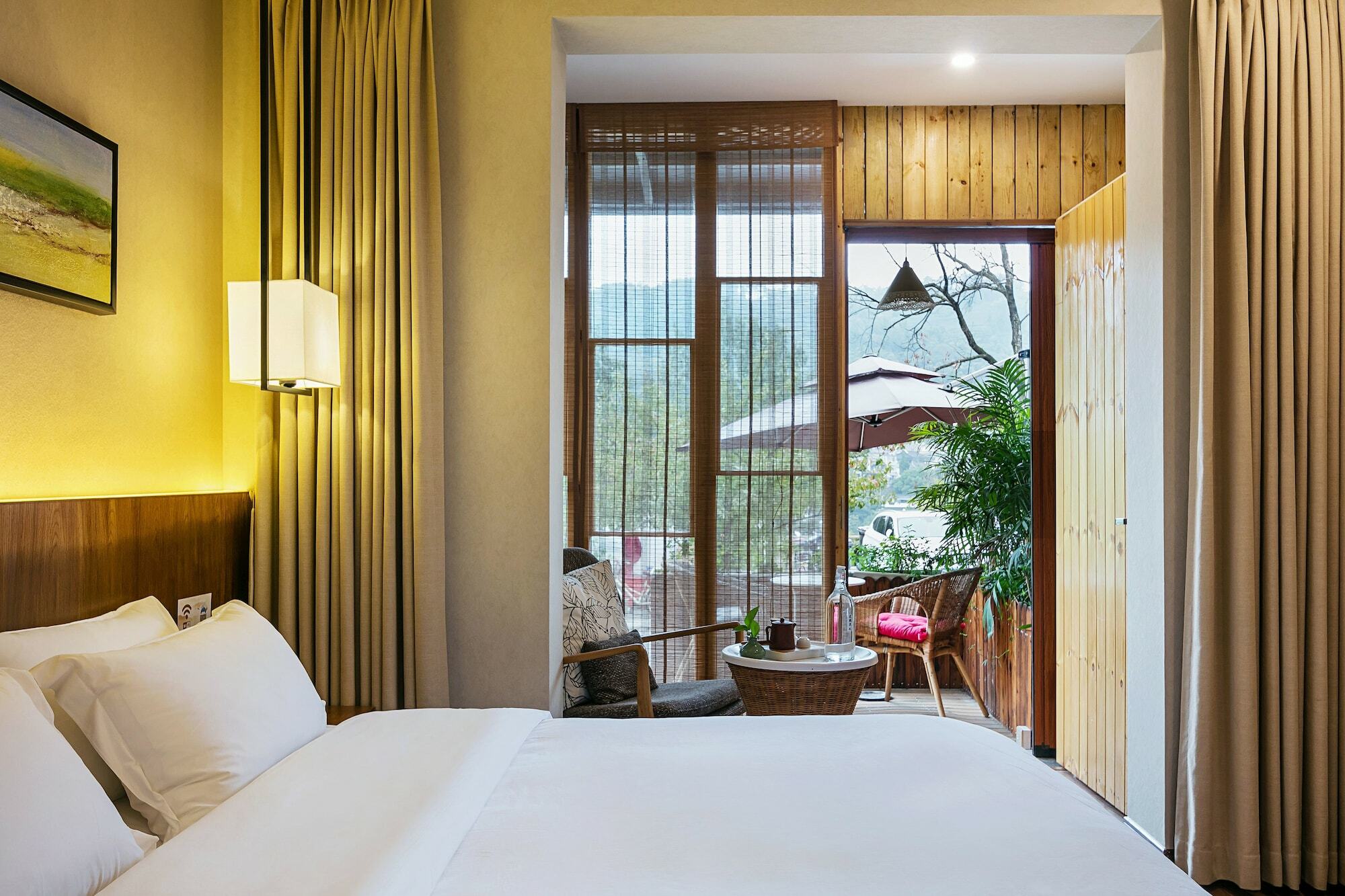 Hangzhou Puyu Travelling With Hotel Екстериор снимка